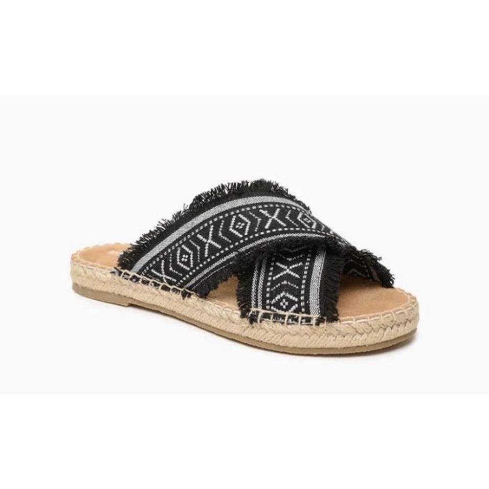Minnetonka Women's Pepper sandals geometric patterned crossband Slide Black